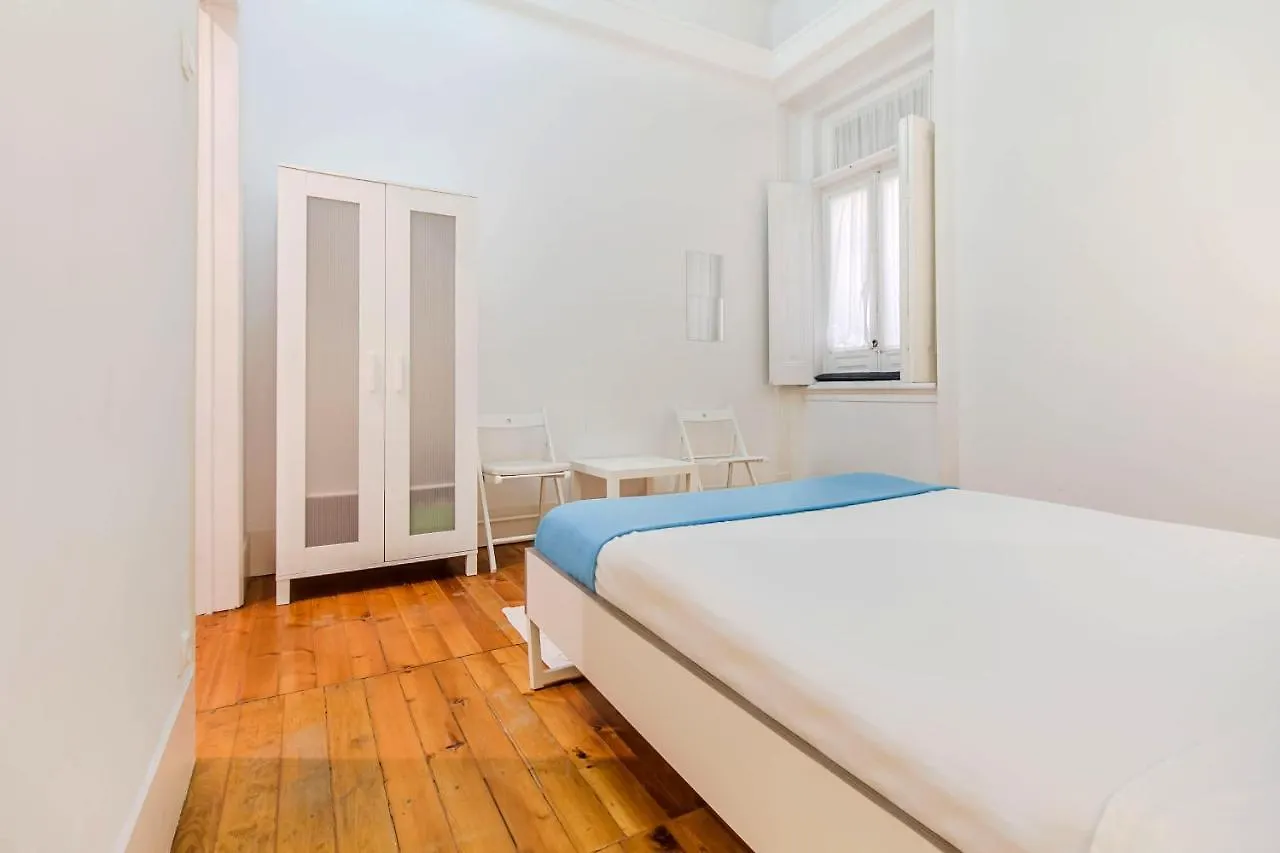 Lisbon Boulevard Apartment